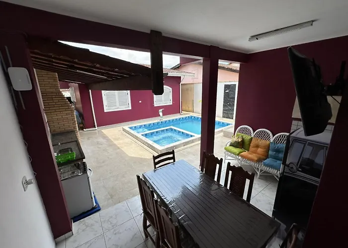 Casa No Centro De Bertioga