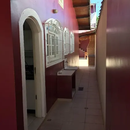 Casa No Centro De Bertioga Com Piscina Villa Exterior photo