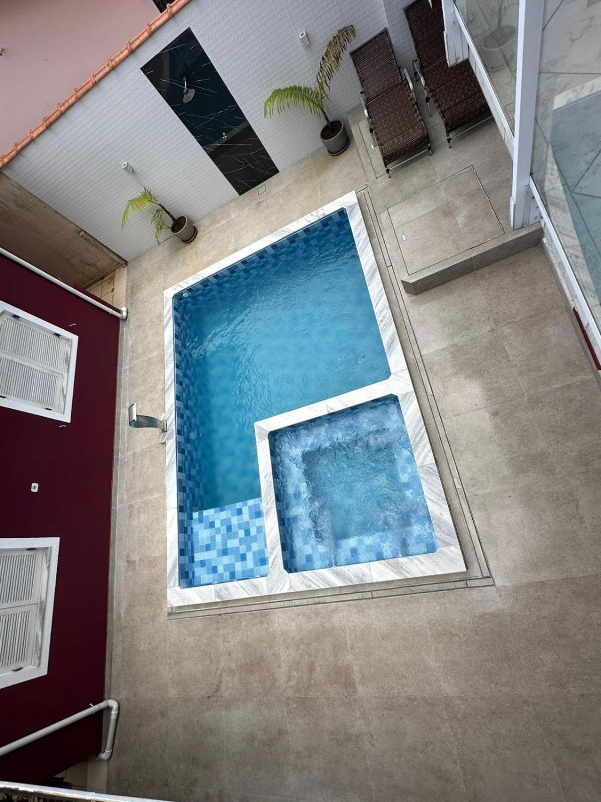Casa No Centro De Com Piscina
